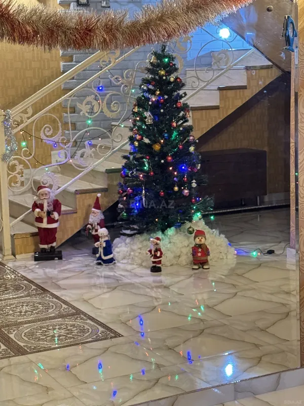 Kirayə verilir 6 otaqlı həyət evi 400 m²