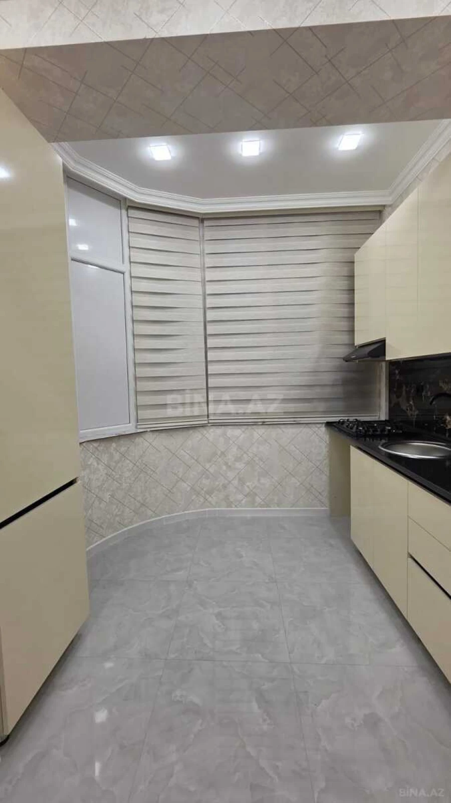Satılır 3 otaqlı mənzil 75 m²