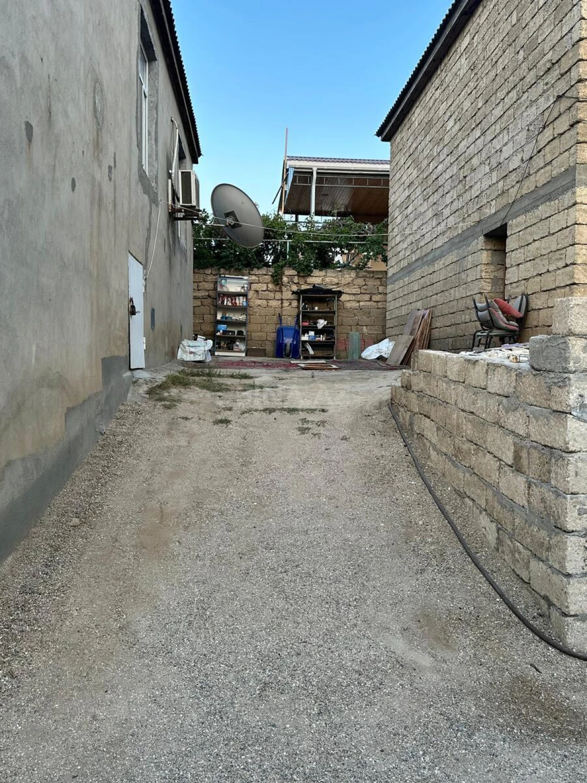 Satılır 6 otaqlı həyət evi 160 m²