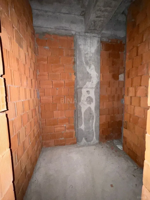 Satılır 2 otaqlı mənzil 57 m²