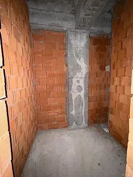Satılır 2 otaqlı mənzil 57 m²