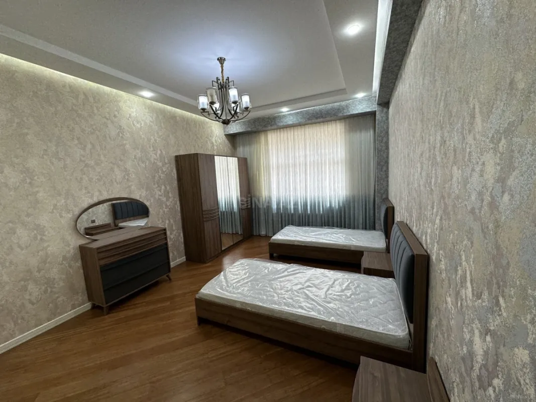 Kirayə verilir 3 otaqlı mənzil 110 m²