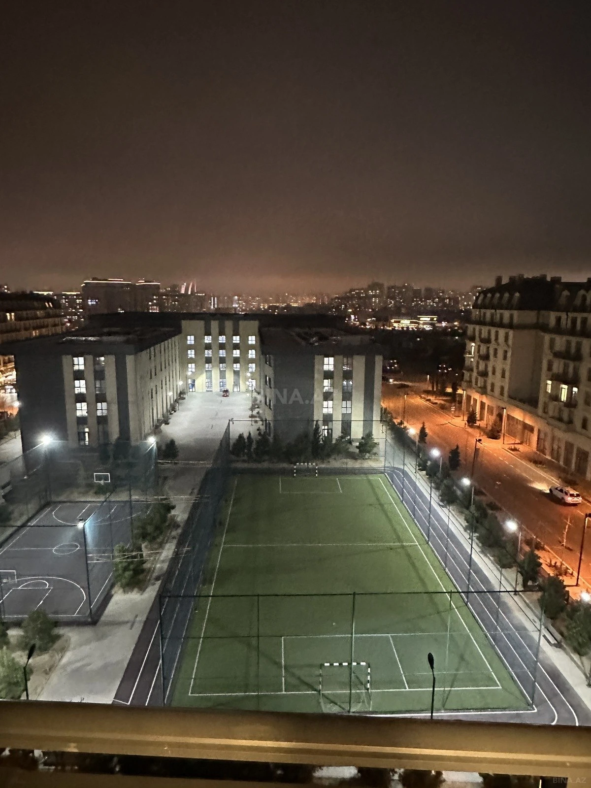 Kirayə verilir 3 otaqlı mənzil 110 m²