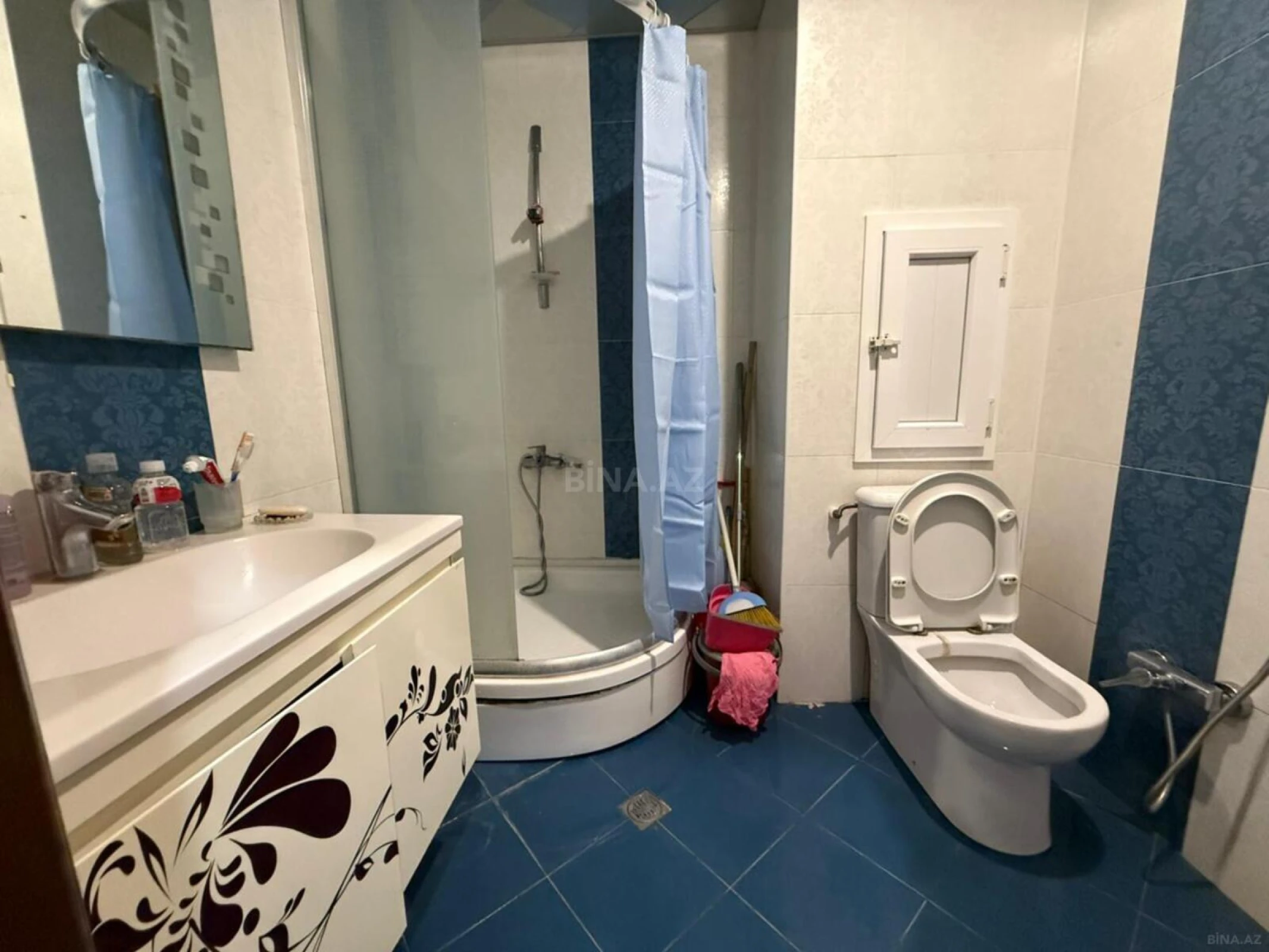 Kirayə verilir 2 otaqlı mənzil 65 m²