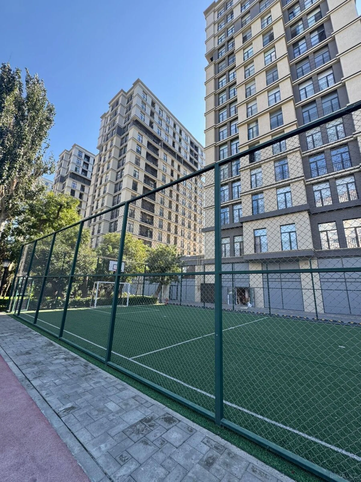 Satılır 1 otaqlı mənzil 62 m²