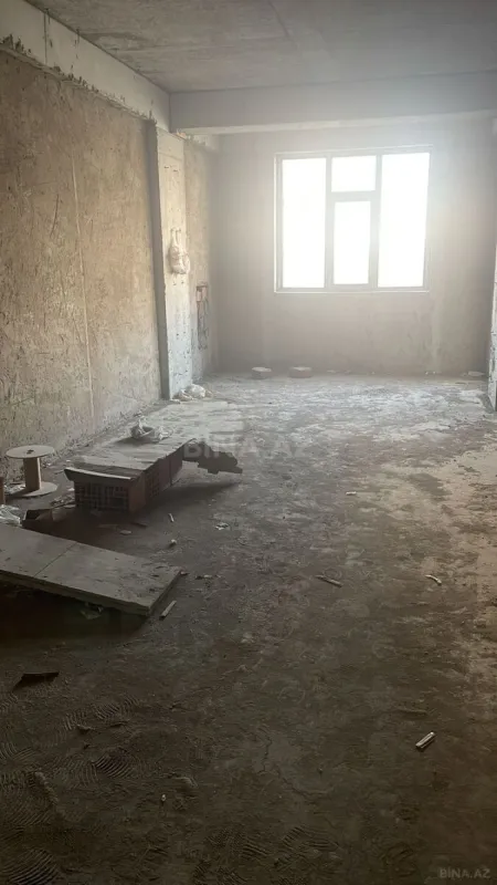 Satılır 1 otaqlı mənzil 62 m²