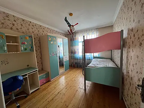 Kirayə verilir 3 otaqlı mənzil 75 m²