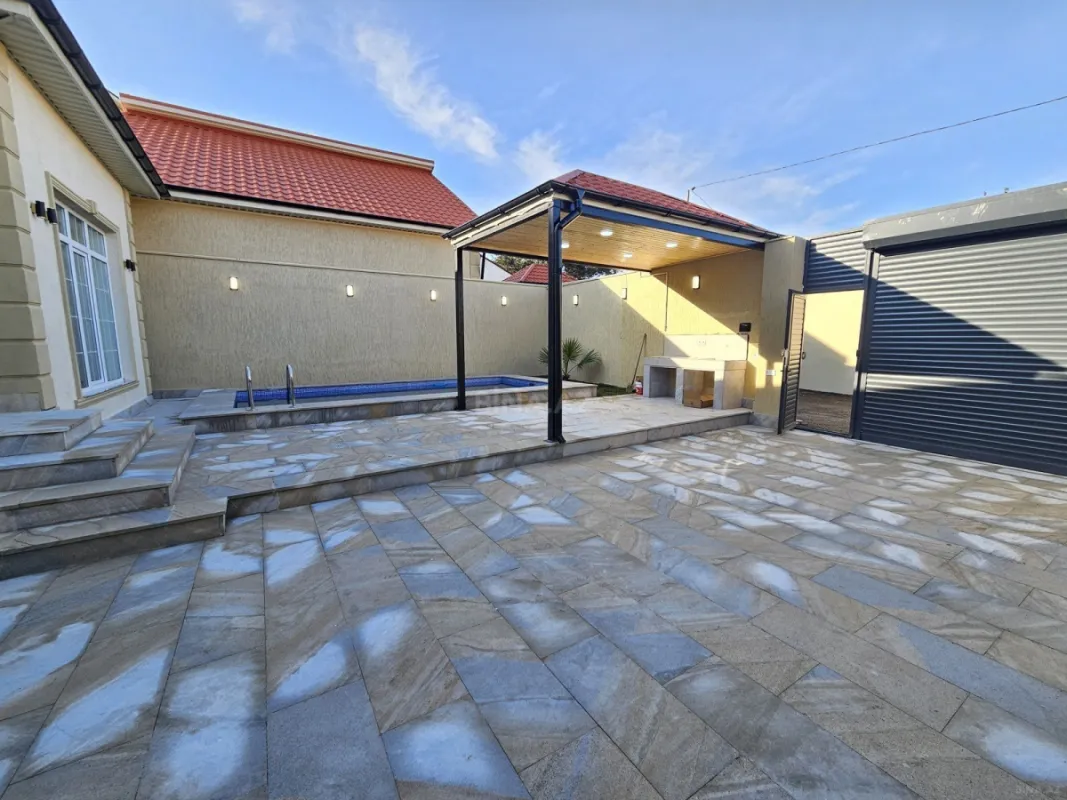 Satılır 4 otaqlı həyət evi 150 m²
