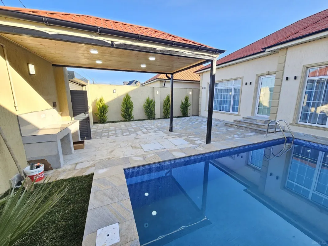 Satılır 4 otaqlı həyət evi 150 m²