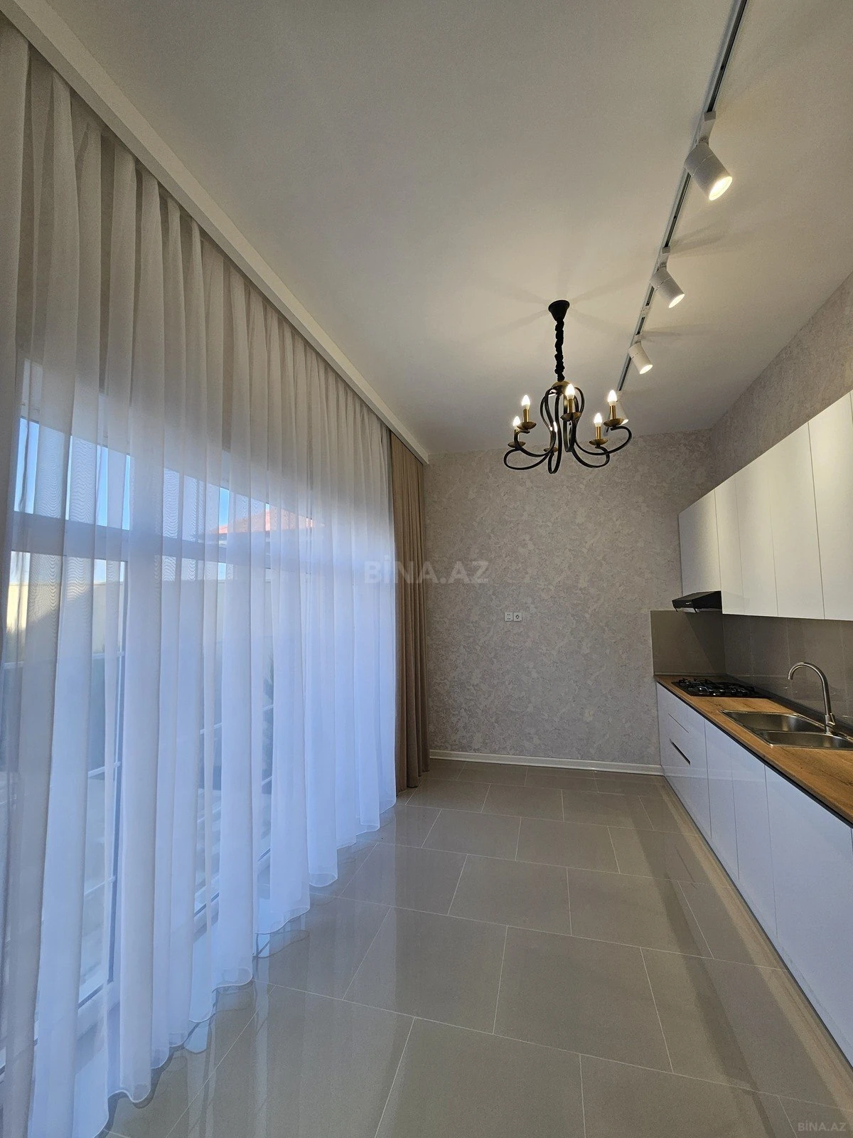 Satılır 4 otaqlı həyət evi 150 m²