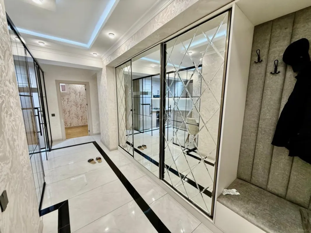 Satılır 3 otaqlı mənzil 75 m²