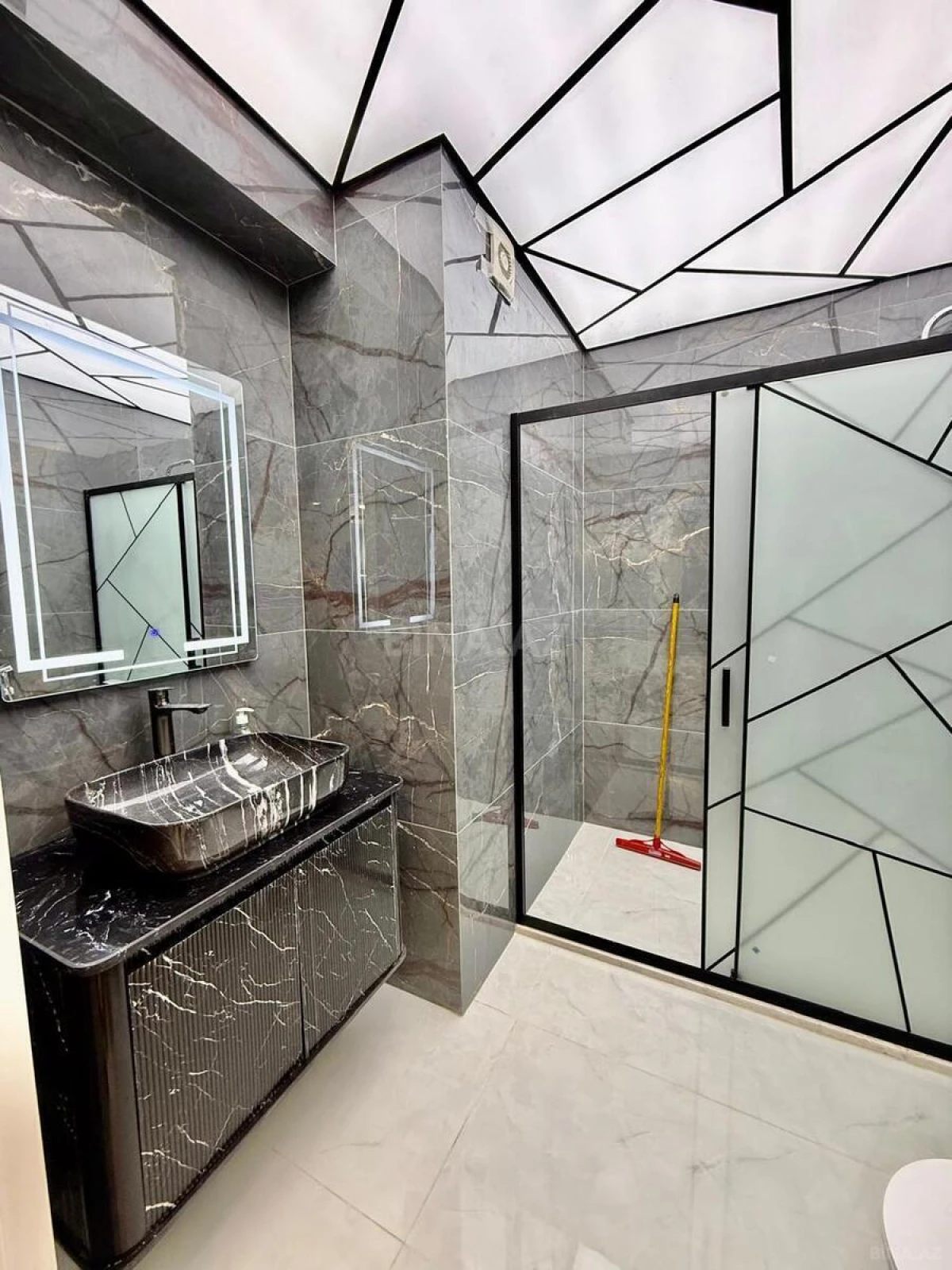 Satılır 3 otaqlı mənzil 75 m²