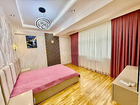 Satılır 3 otaqlı mənzil 75 m²