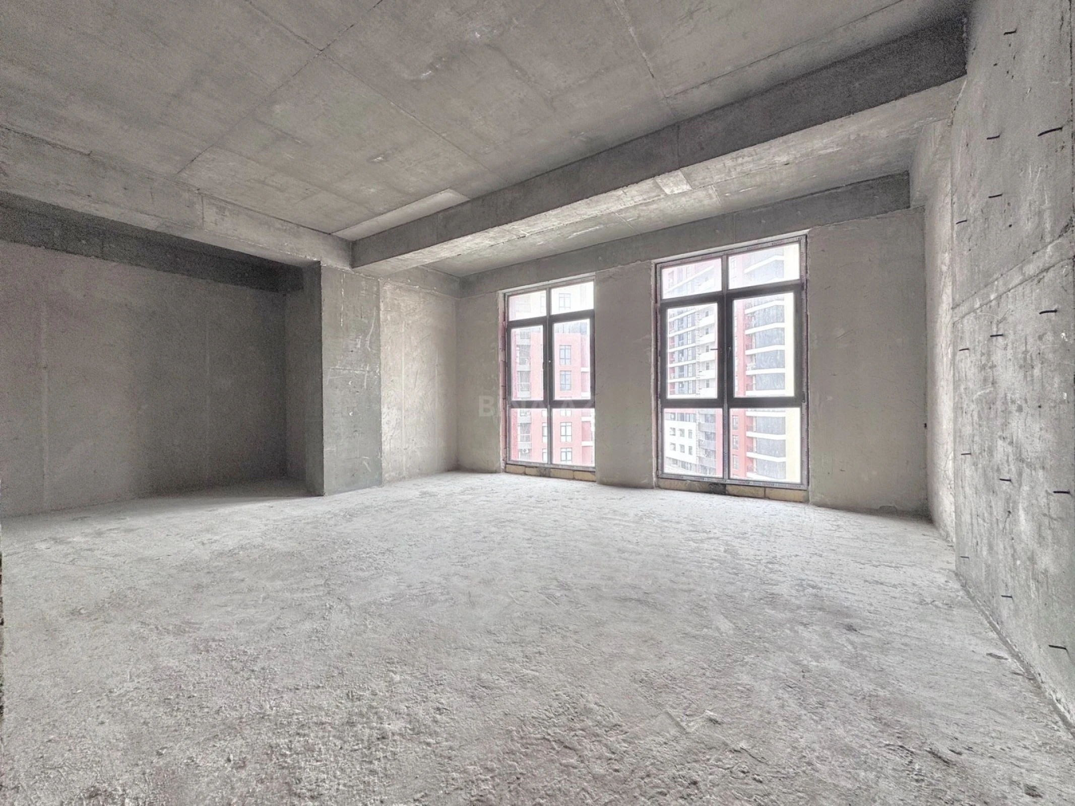 Satılır 2 otaqlı mənzil 70 m²