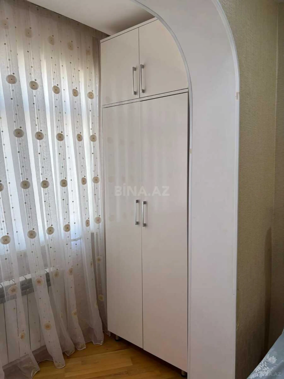 Satılır 4 otaqlı mənzil 110 m²