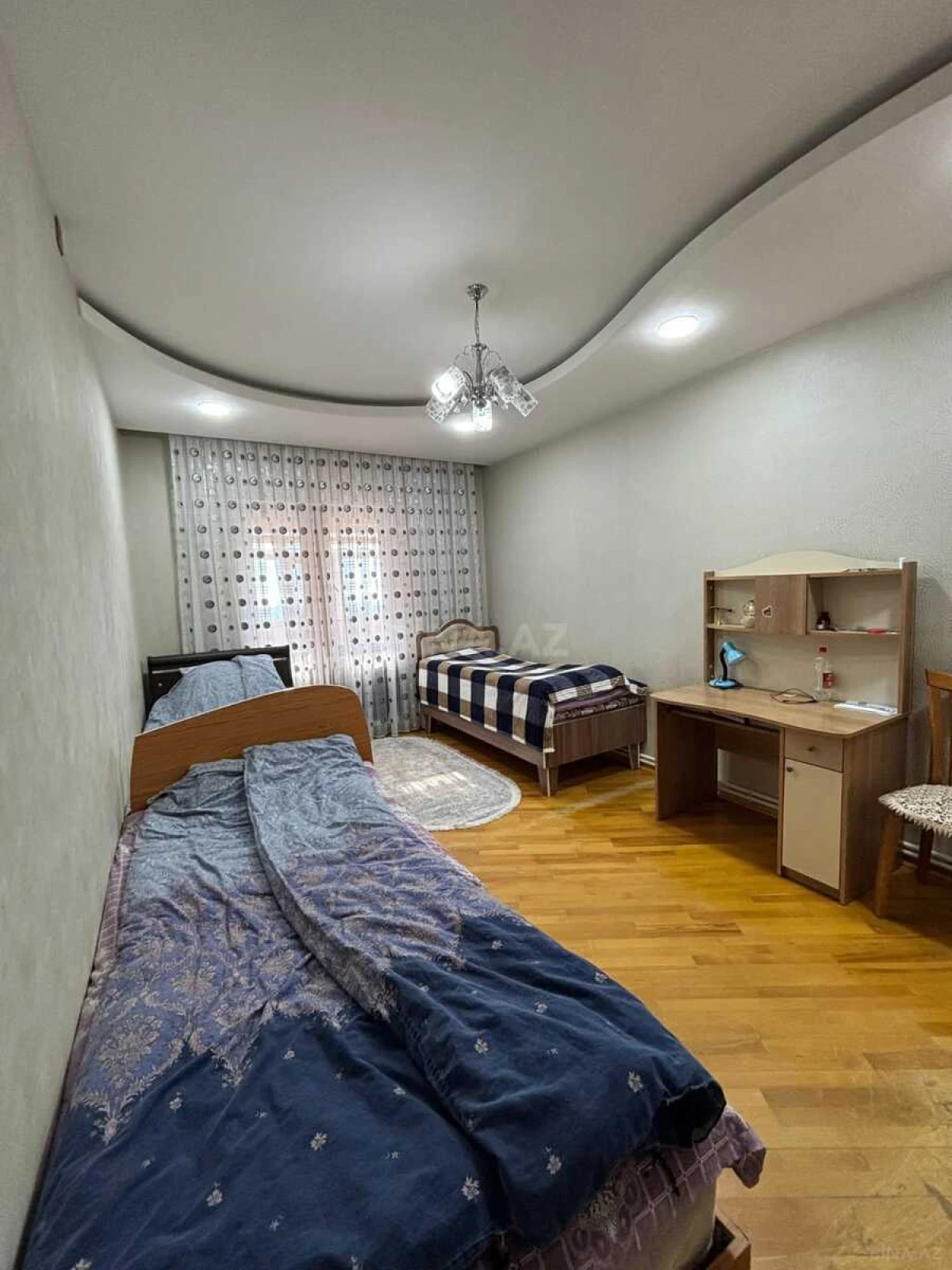 Satılır 4 otaqlı mənzil 110 m²