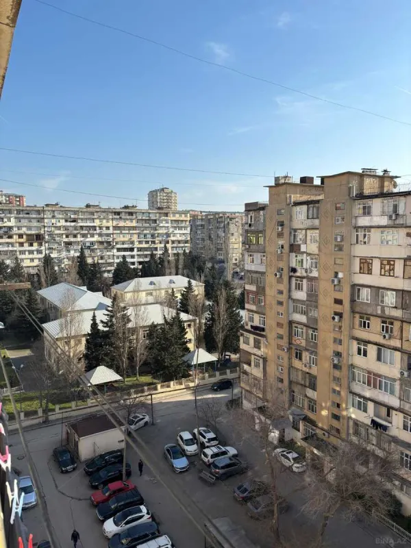 Satılır 4 otaqlı mənzil 110 m²