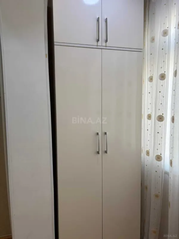 Satılır 4 otaqlı mənzil 110 m²
