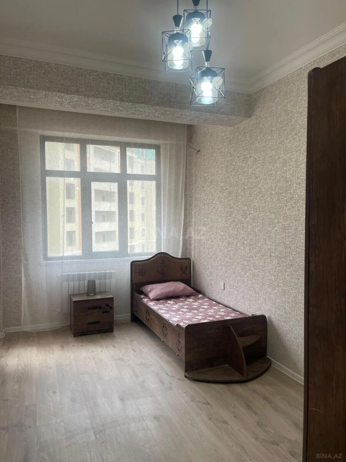 Kirayə verilir 3 otaqlı mənzil 100 m²