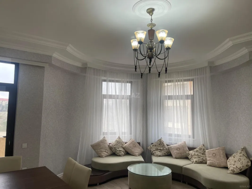 Kirayə verilir 3 otaqlı mənzil 100 m²