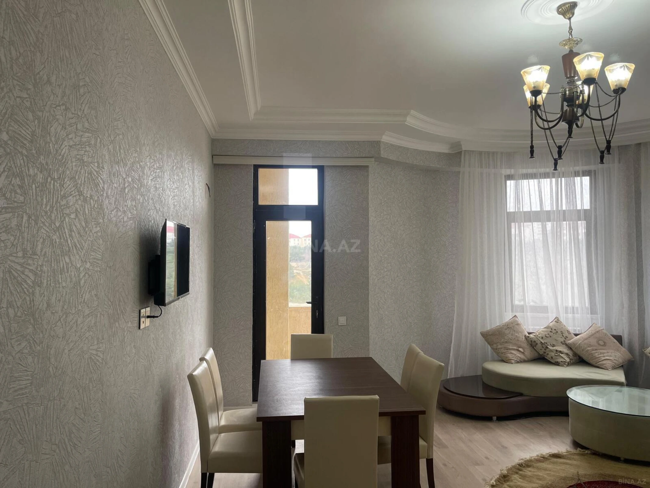 Kirayə verilir 3 otaqlı mənzil 100 m²