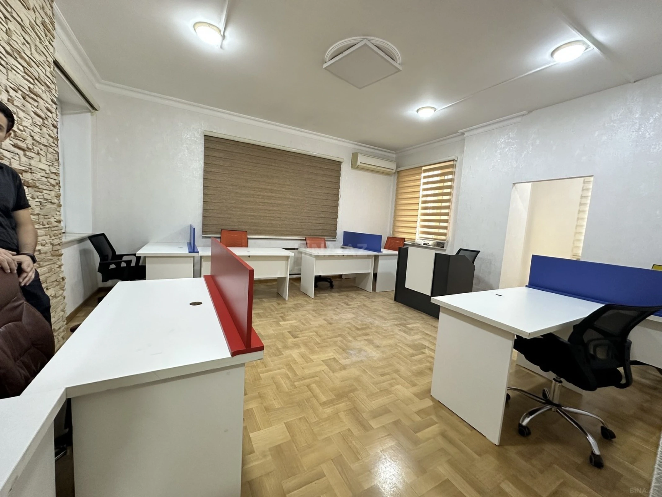 Kirayə verilir obyekt 135 m²