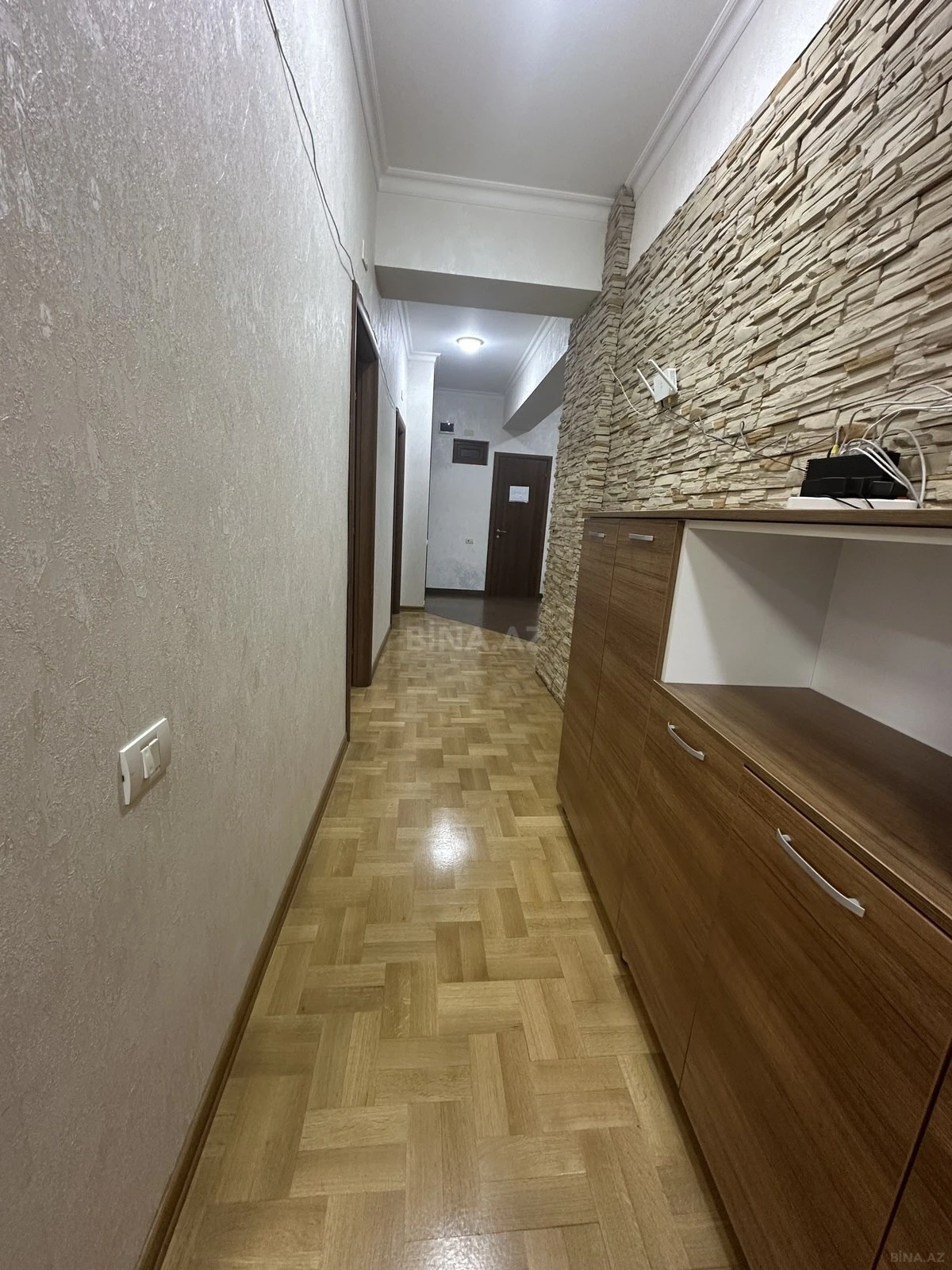 Kirayə verilir obyekt 135 m²