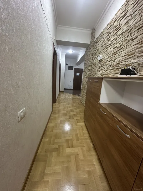 Kirayə verilir obyekt 135 m²