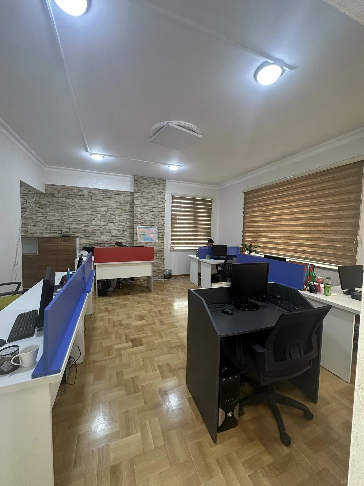 Kirayə verilir obyekt 135 m²