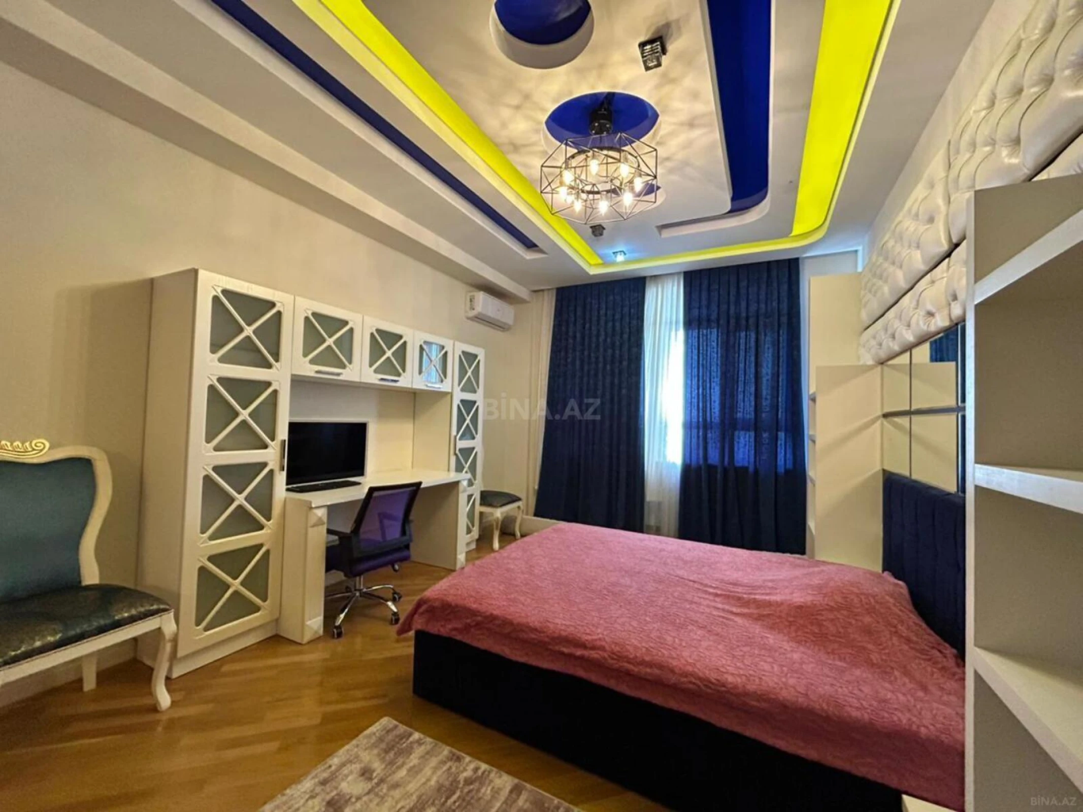 Kirayə verilir 4 otaqlı mənzil 180 m²