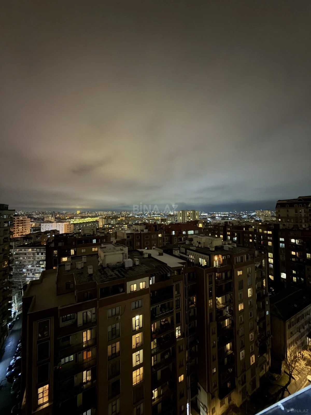 Satılır 3 otaqlı mənzil 97 m²