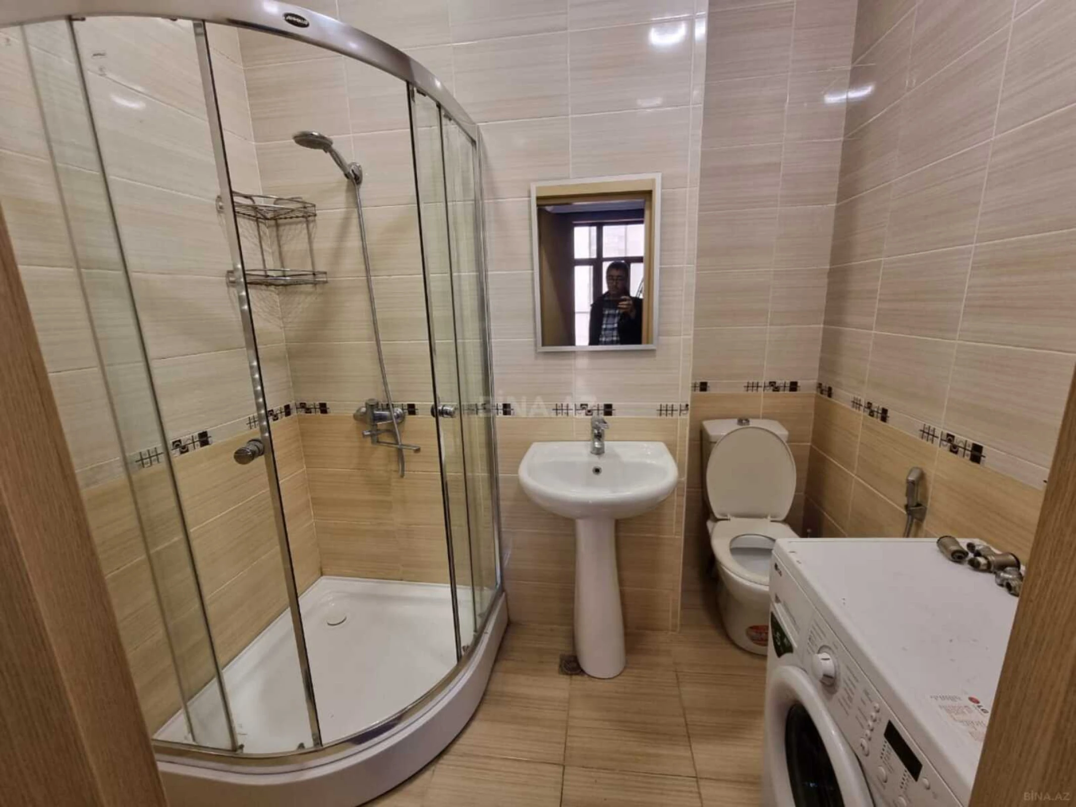 Kirayə verilir 2 otaqlı mənzil 100 m²