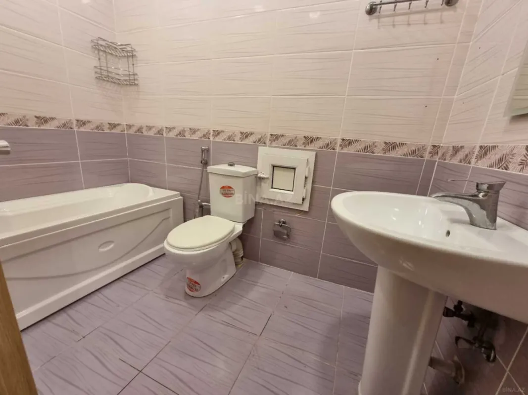 Kirayə verilir 2 otaqlı mənzil 100 m²