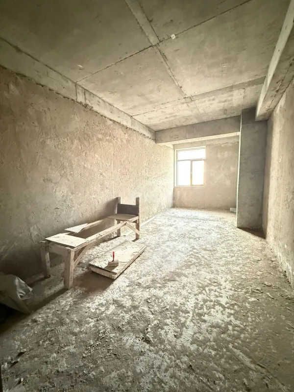 Satılır 2 otaqlı mənzil 75 m²