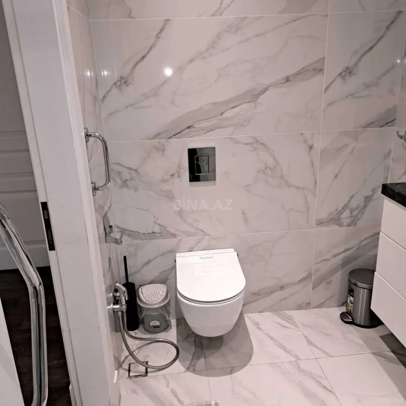 Kirayə verilir 3 otaqlı mənzil 125 m²