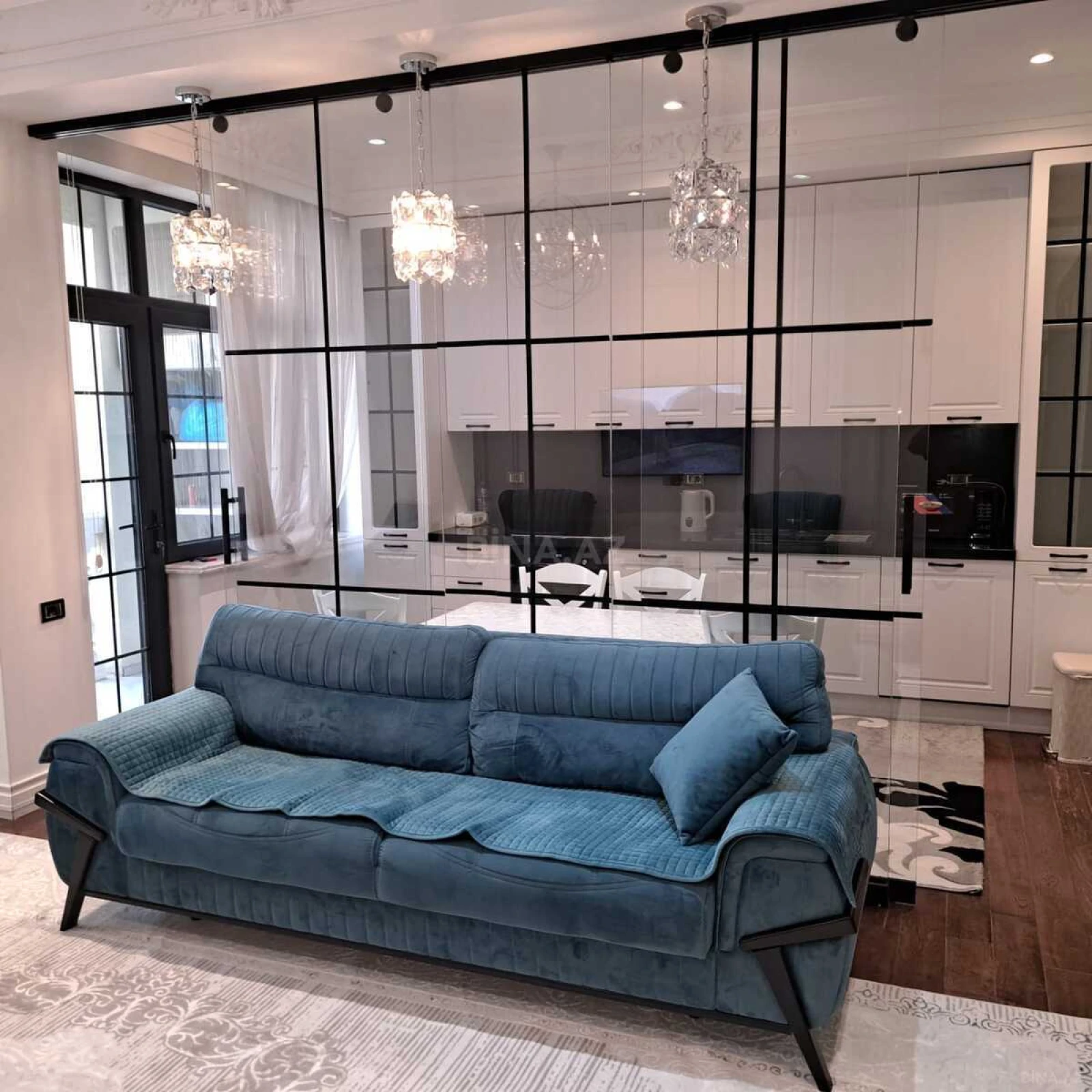 Kirayə verilir 3 otaqlı mənzil 125 m²