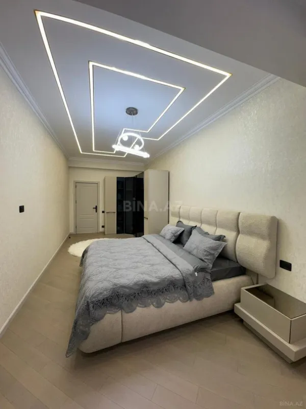 Satılır 3 otaqlı mənzil 103 m²