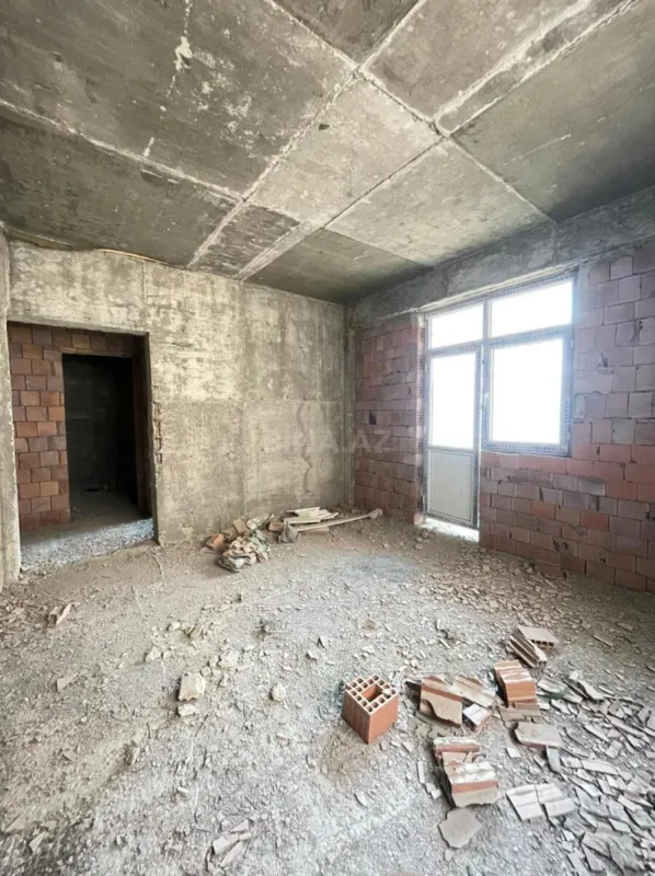 Satılır 3 otaqlı mənzil 128 m²