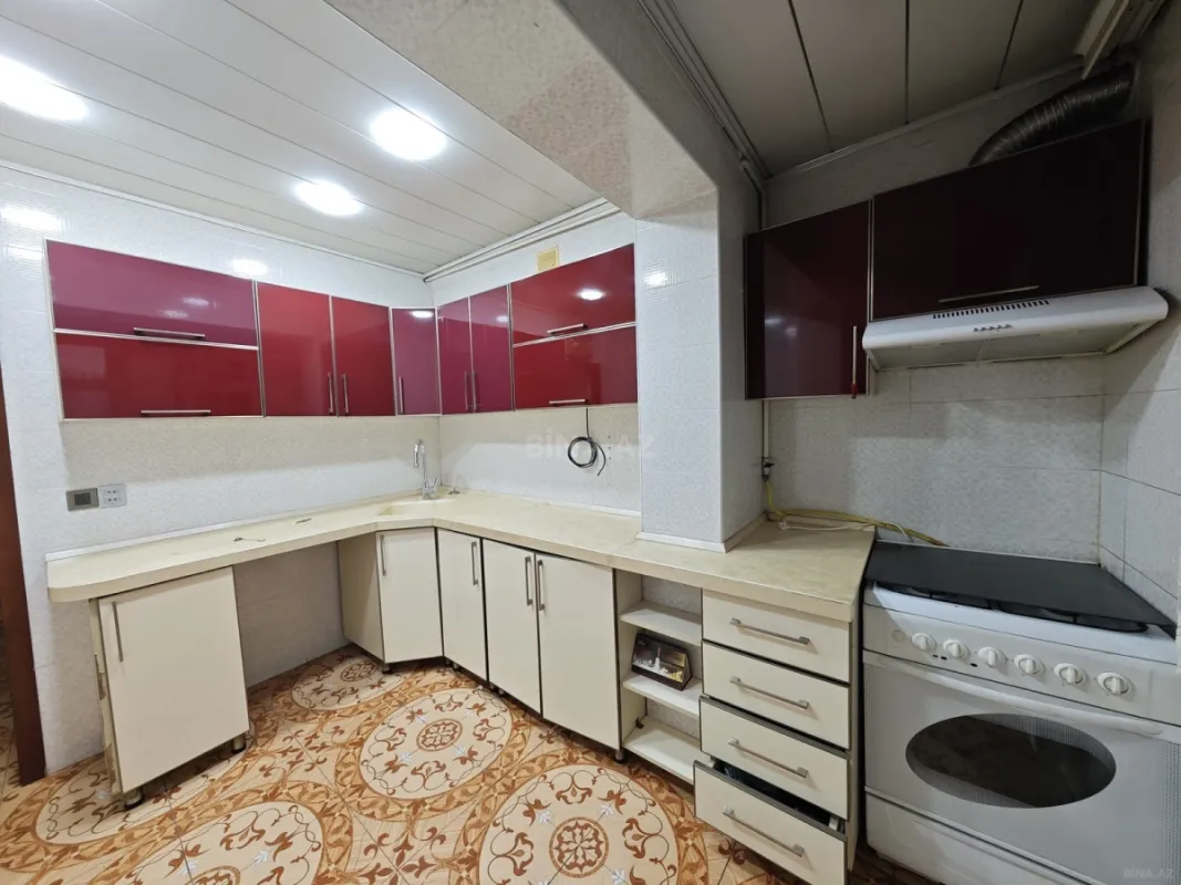 Satılır 3 otaqlı mənzil 80 m²