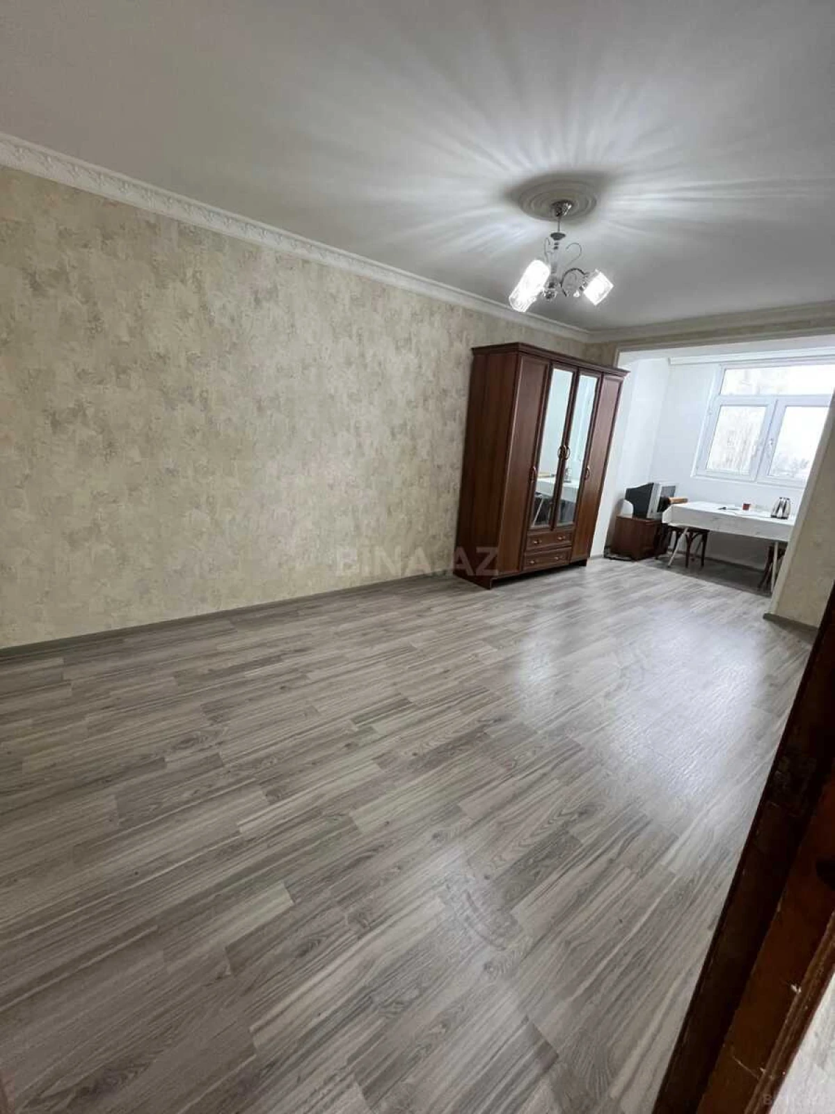 Satılır 1 otaqlı mənzil 37 m²