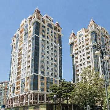 Satılır 3 otaqlı mənzil 147 m²
