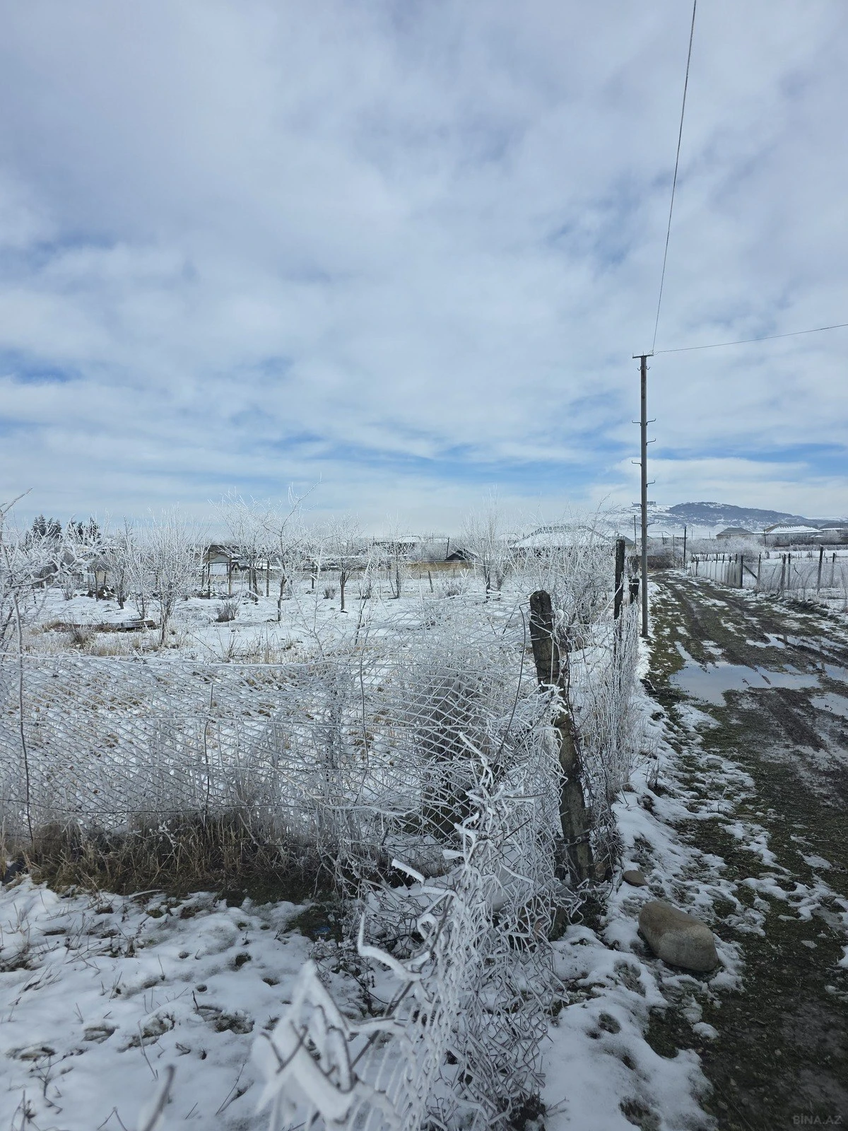 Satılır torpaq sahəsi 12 m²