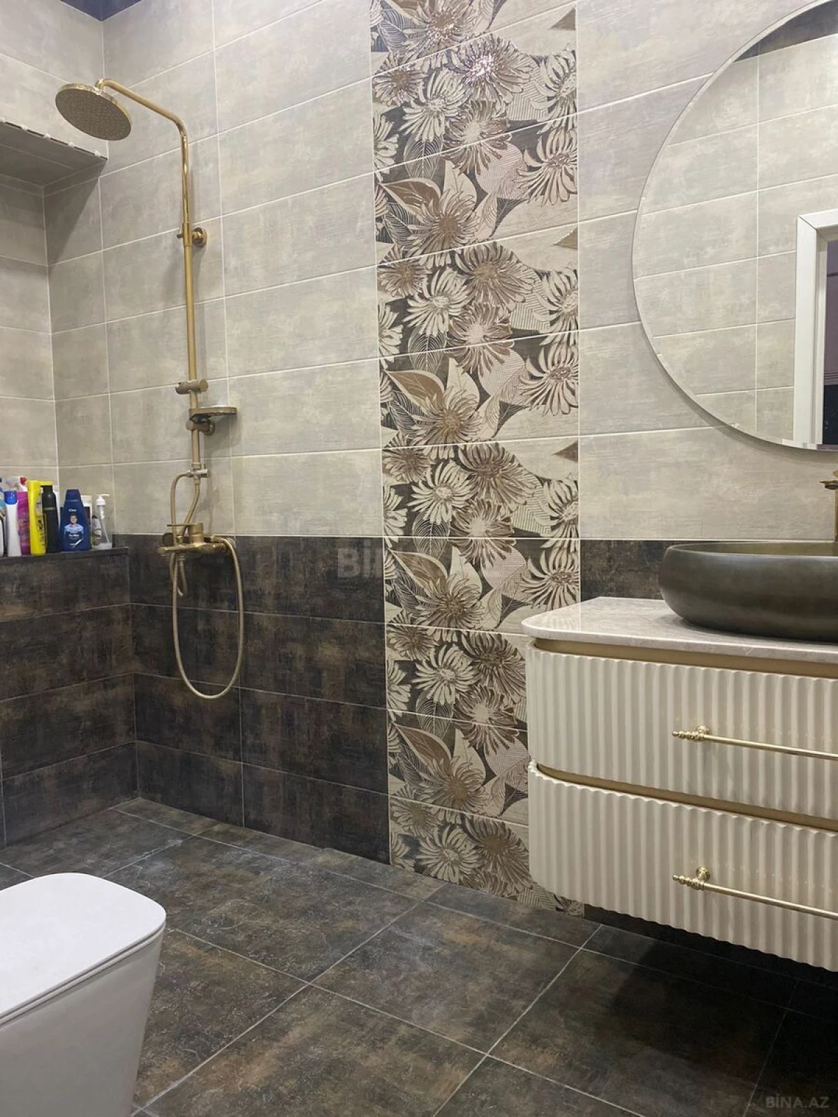 Satılır 3 otaqlı mənzil 110 m²