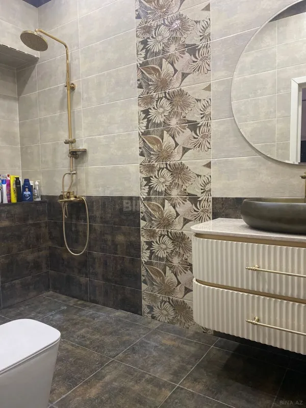 Satılır 3 otaqlı mənzil 110 m²