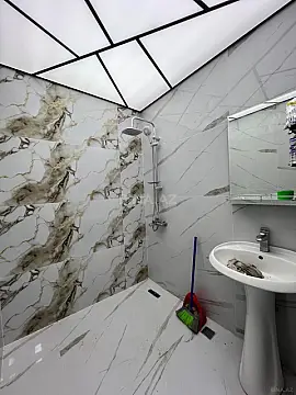 Satılır 2 otaqlı mənzil 58 m²