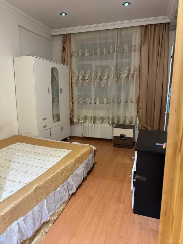 Satılır 2 otaqlı mənzil 60 m²