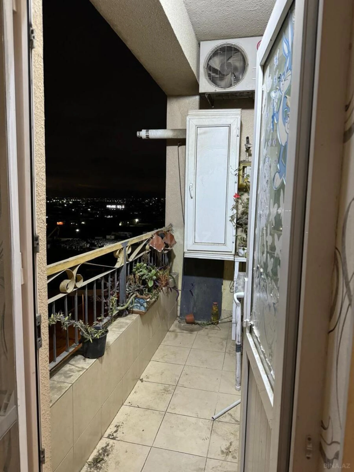 Satılır 2 otaqlı mənzil 60 m²