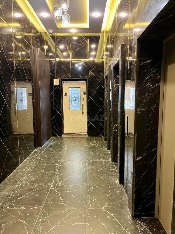 Satılır 2 otaqlı mənzil 90.7 m²