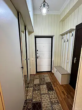 Satılır 2 otaqlı mənzil 90.7 m²