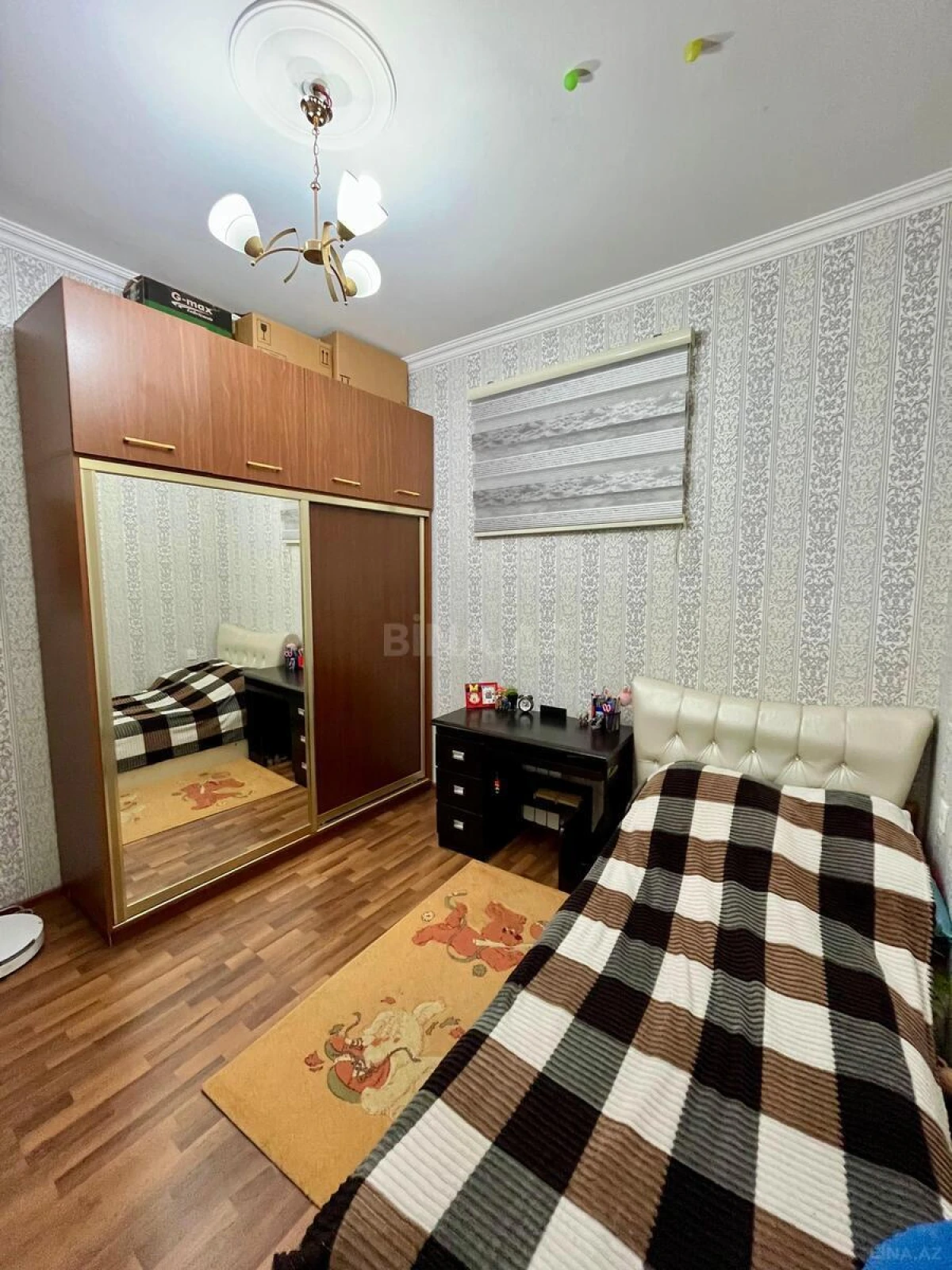 Satılır 2 otaqlı mənzil 90.7 m²